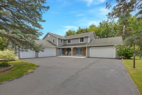 N30W23511 Greenfield Ct, Pewaukee, WI, 53072-5907 | Card Image