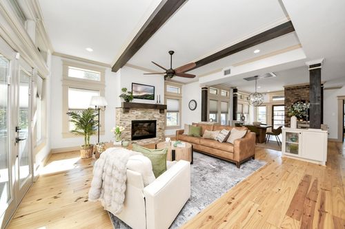 1202 Archer St, Houston, TX, 77009-3121 | Card Image