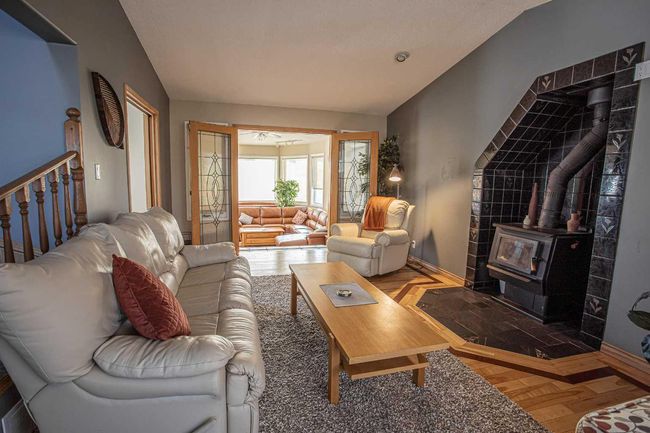 10701 104 Street, House other with 4 bedrooms, 3 bathrooms and 4 parking in High Level AB | Image 11