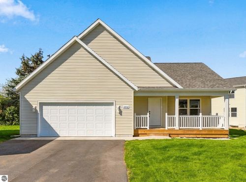 2803 Garnet Ct, Traverse City, MI, 49684-4721 | Card Image