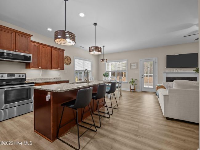 305 Big Pine Ct, House other with 3 bedrooms, 3 bathrooms and 2 parking in Hubert NC | Image 8