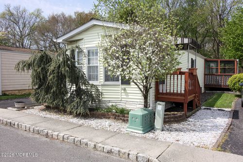 46 Seattle Slew Dr, Howell, NJ, 07731-3171 | Card Image