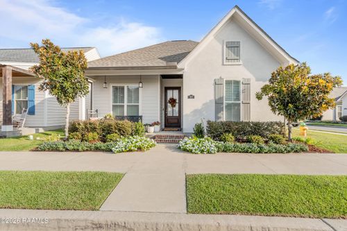 307 Harvey Cay Ln, Youngsville, LA, 70592-6599 | Card Image