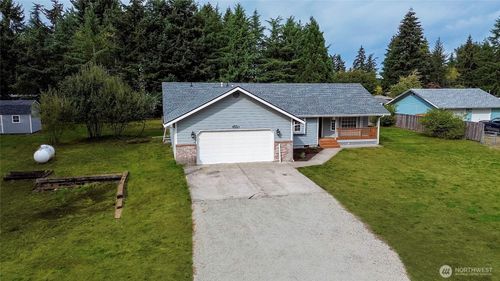 4520 Offut Lake Rd Se, Tenino, WA, 98589-9229 | Card Image