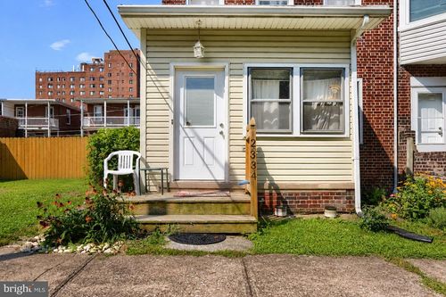 2334 Penn St, HARRISBURG, PA, 17110-1045 | Card Image