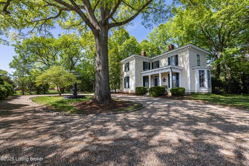 12005 Hunting Crest Dr, Prospect, KY, 40059-9176 | Card Image