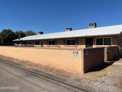 97 W Windsor St, Tucson, AZ, 85705-3527 | Card Image