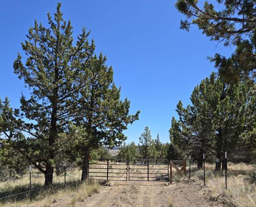 800-20102 Se Osprey Rd, Prineville, OR, 97754 | Card Image