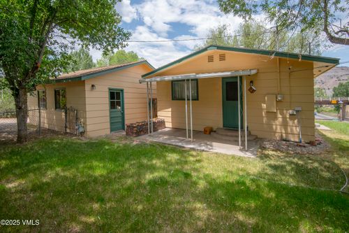 429 Railroad Ave, Gypsum, CO, 81637-5323 | Card Image