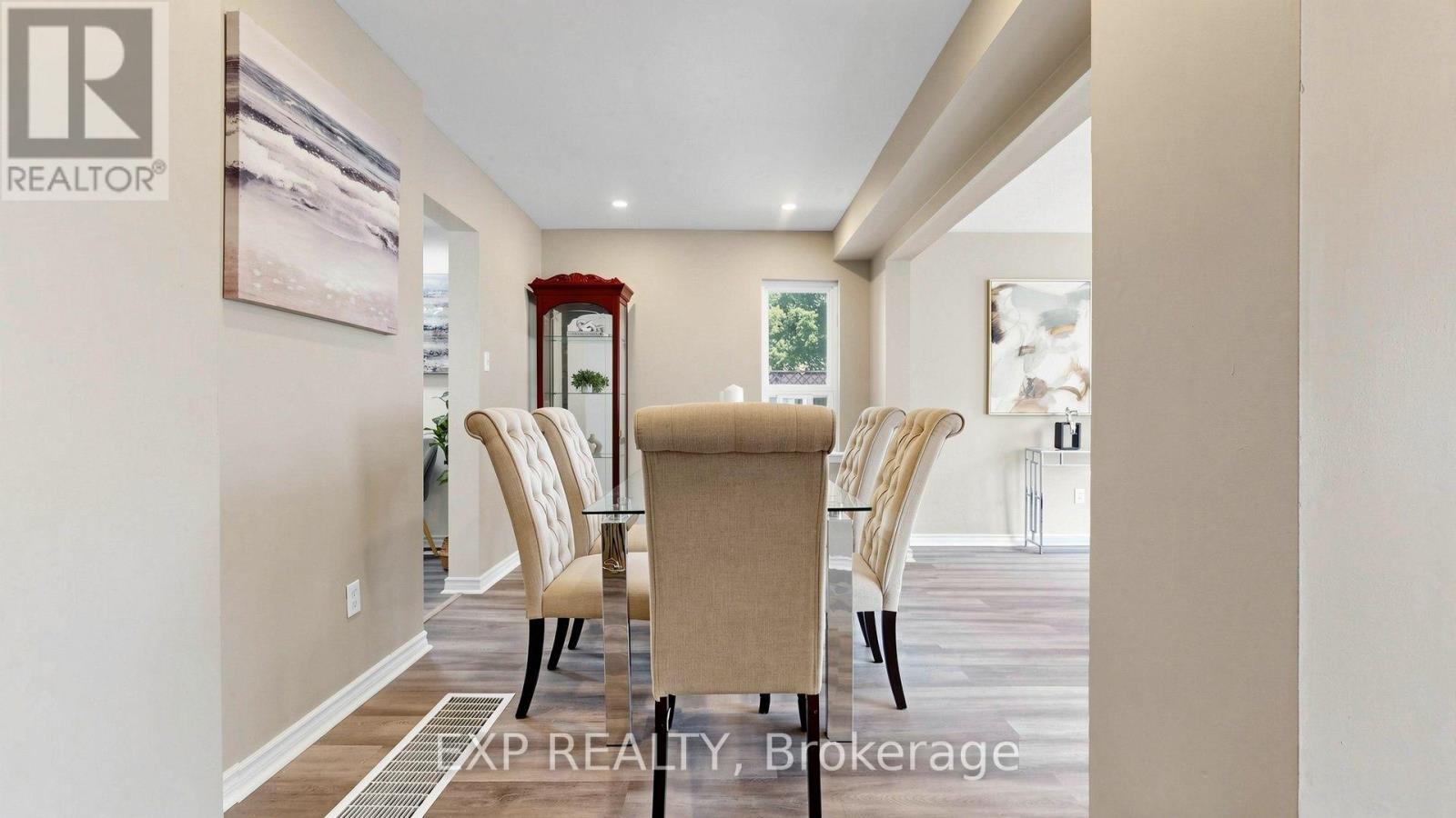 Residential in Pickering (Bay Ridges) 3