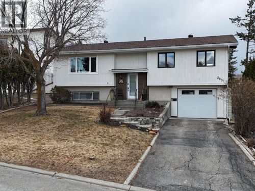 2601 3a Street S, Cranbrook, BC, V1C4V8 | Card Image