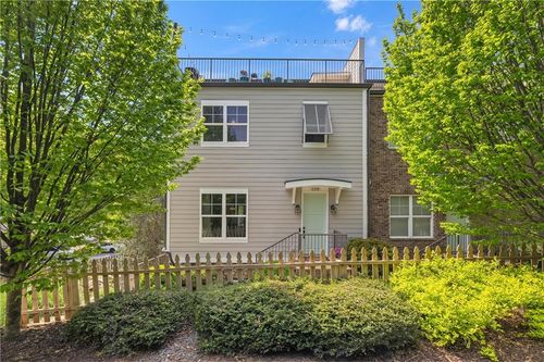 108 Canton Way, Roswell, GA, 30075-3945 | Card Image