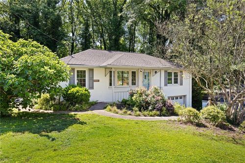 3366 Woodview Dr Se, Smyrna, GA, 30082-2421 | Card Image