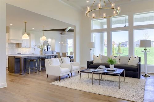 12395 S Hastings St, Olathe, KS, 66061-8921 | Card Image