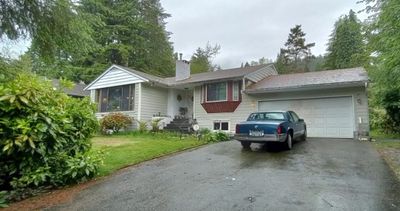 75 Glengarry Cres, House other with 6 bedrooms, 2 bathrooms and 3 parking in West Vancouver BC | Image 1