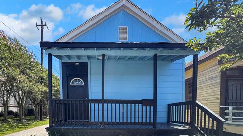 1314 27th St, Galveston, TX, 77550-4306 | Card Image