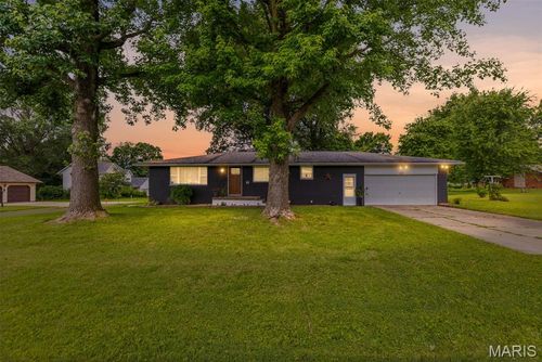 328 S Windmill St, Marine, IL, 62061-1519 | Card Image