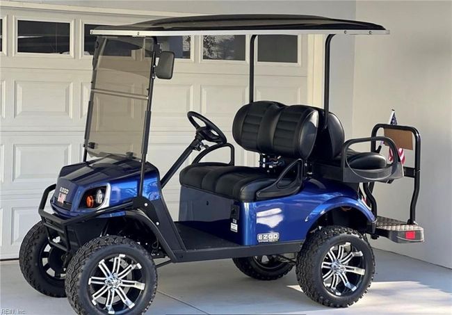 Golf cart friendly area. | Image 40