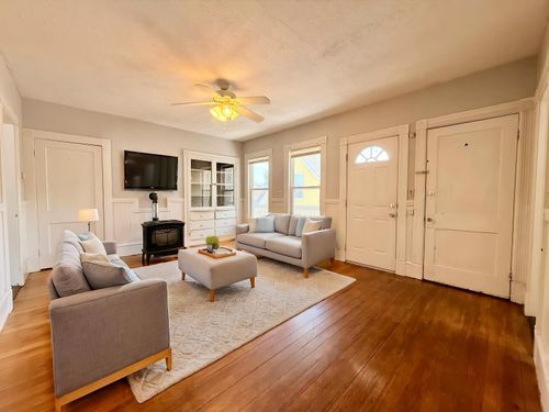 3r-603 Silver Street, Manchester, NH, 03103 | Card Image