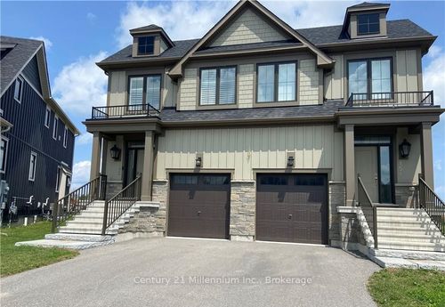 152 Red Pine St, Blue Mountains, ON, L9Y0Z3 | Card Image