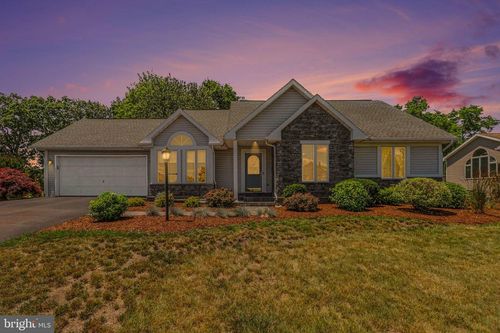 32 Teaberry Drive, CARLISLE, PA, 17015 | Card Image