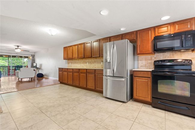 APT-203 - 1028 Apollo Beach Blvd, Condo with 2 bedrooms, 2 bathrooms and null parking in APOLLO BEACH FL | Image 25