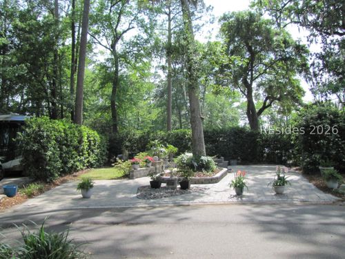 300-133 Arrow Rd, Hilton Head Island, SC, 29928-7306 | Card Image