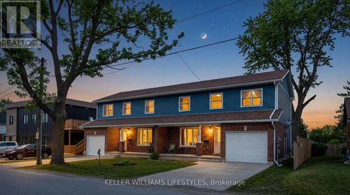 321 - 325 Buchanan St, Strathroy, ON, N7G1K6 | Card Image