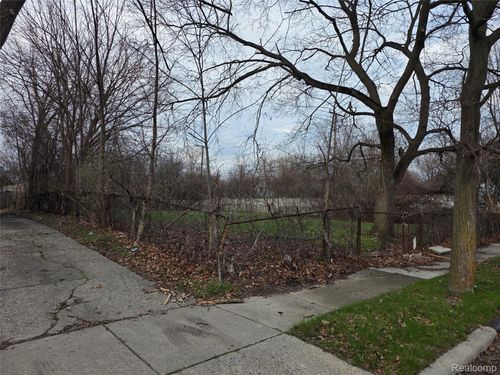 256-2 Cedardale Ave, Pontiac, MI, 48341-2726 | Card Image