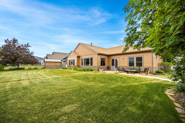 Park like back yard | Image 4