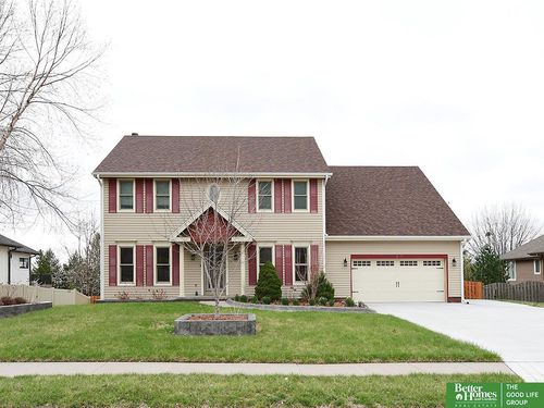 315 Pheasant Run Ln, Papillion, NE, 68046-4383 | Card Image