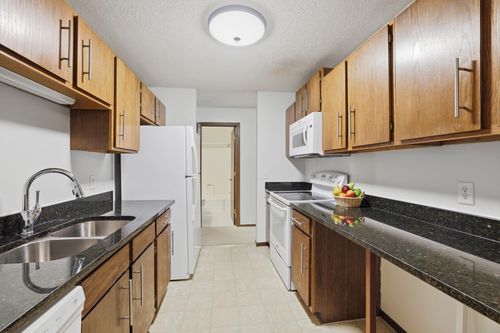 203-175 County Road B2 E, Little Canada, MN, 55117-1513 | Card Image