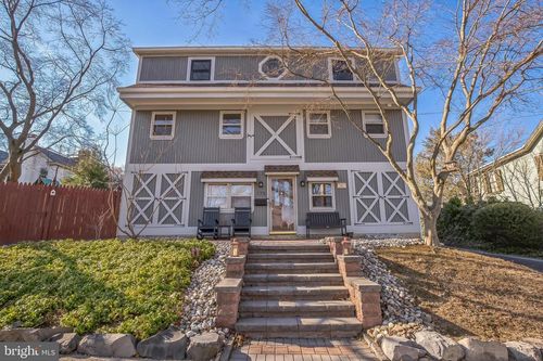 175 W Oakland Ave, DOYLESTOWN, PA, 18901-4130 | Card Image