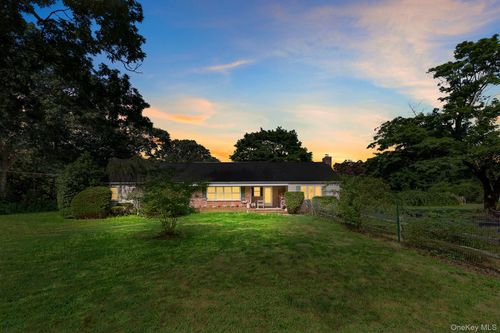 main-house-178 Barnes Road, Brookhaven, NY, 11955 | Card Image