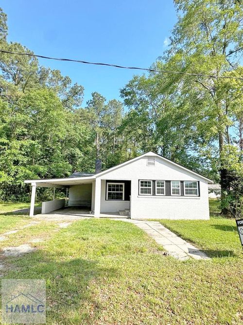 37 W Lincoln St, Ludowici, GA, 31316 | Card Image