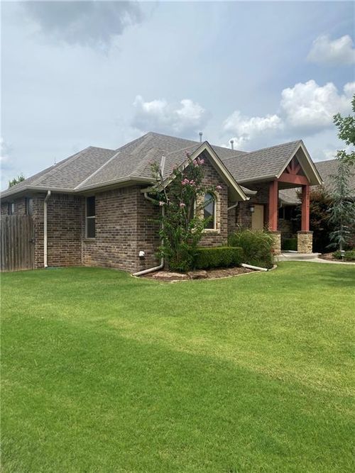 2817 Marigold Lane, Edmond, OK, 73013 | Card Image