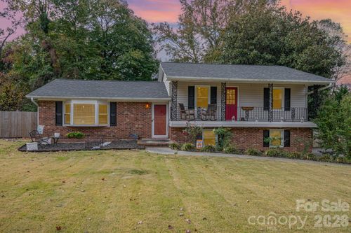 207 Whip O Will Way, Reidsville, NC, 27320-9607 | Card Image