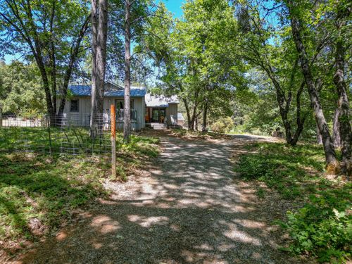 2863 April Ln, Mokelumne Hill, CA, 95245-9780 | Card Image