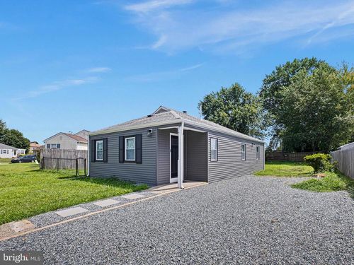 714 Woodtop Rd, WILMINGTON, DE, 19804-2628 | Card Image