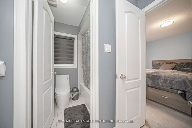 12 Torraville St, House other with 7 bedrooms, 6 bathrooms and 4 parking in Brampton ON | Image 35
