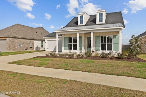 107 Sun Vista Ln, Lafayette, LA, 70506-7633 | Card Image