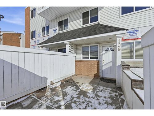 14530 52 St Nw, Edmonton, AB, T5A3K5 | Card Image