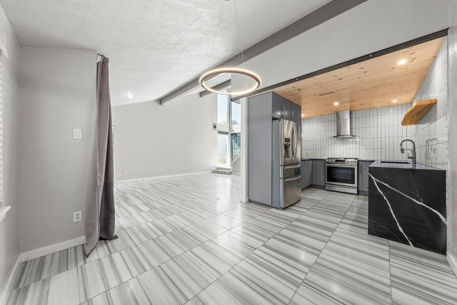 9433 Singing Quail Dr, Condo with 3 bedrooms, 2 bathrooms and 2 parking in Austin TX | Image 17