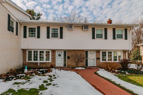 unit-13-10 Meadowlawn Dr, Mentor, OH, 44060-6247 | Card Image