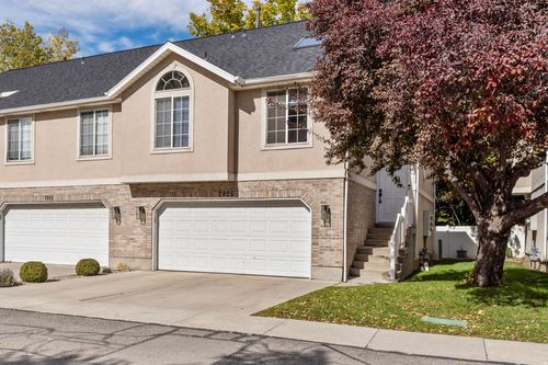 2025 Cotton Willow Ln, Holladay, UT, 84117-7042 | Card Image