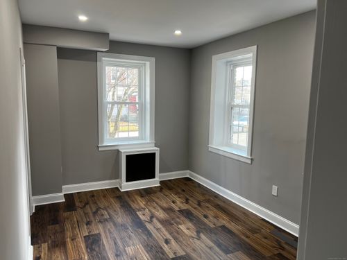 apt-19-59 Rennell St, Bridgeport, CT, 06604-5604 | Card Image