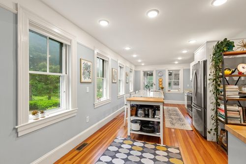965 Greenville Ave, Greenville, RI, 02828-2704 | Card Image