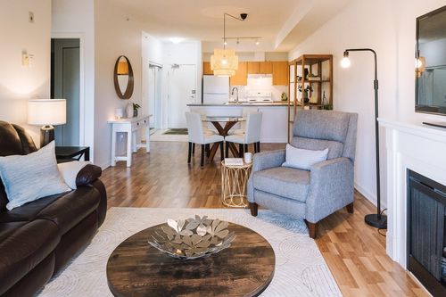 403-10088 148 St, Surrey, BC, V3R3M9 | Card Image