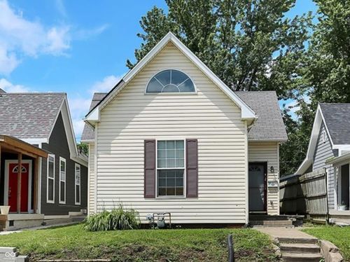 1330 E Naomi St, Indianapolis, IN, 46203-4032 | Card Image