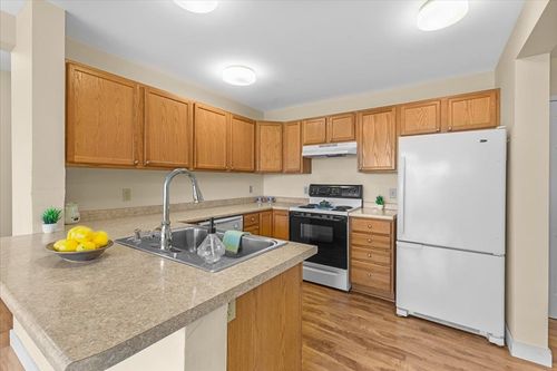 203-409 Farrell St, South Burlington, VT, 05403-4426 | Card Image
